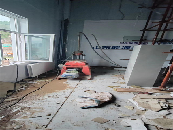 黄南地基基础下沉墙体裂缝加固注浆顶升施工